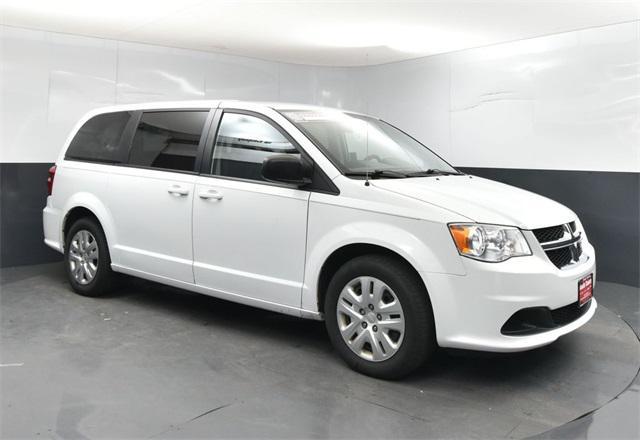 Photo of 2018 White Knuckle Clearcoat Dodge Grand Caravan