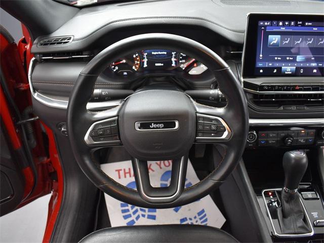 Photo of 2022 Redline Pearlcoat Jeep Compass