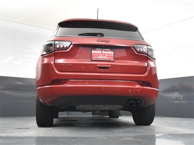 Photo of 2022 Redline Pearlcoat Jeep Compass