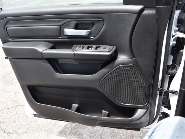Photo of 2025 Bright White Clearcoat RAM 1500