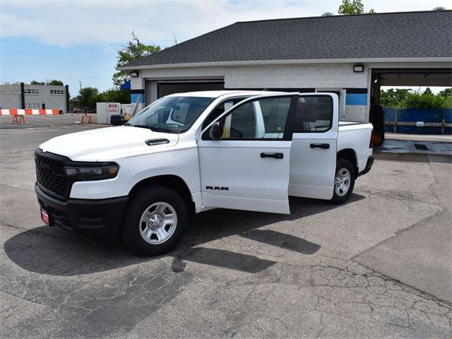 Photo of 2025 Bright White Clearcoat RAM 1500