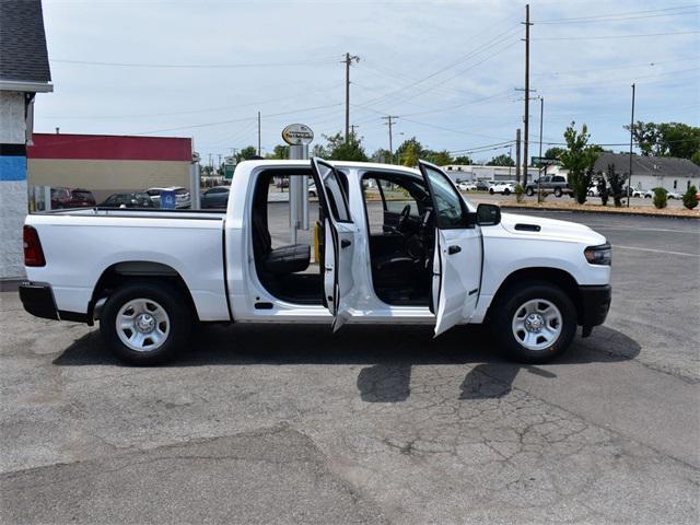 Photo of 2025 Bright White Clearcoat RAM 1500