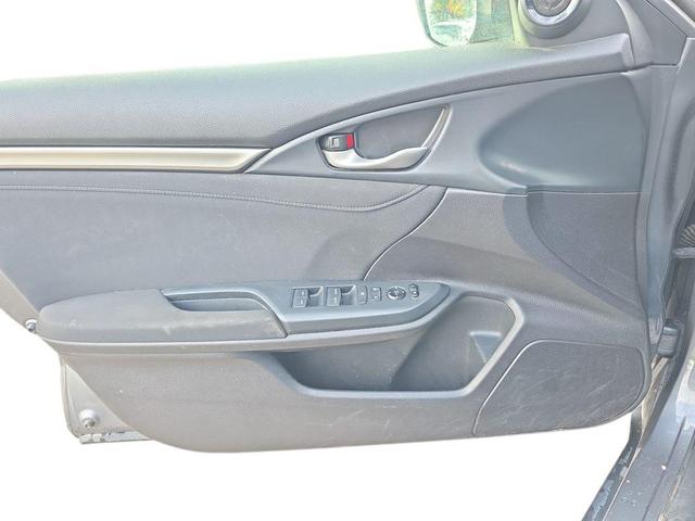 Photo of 2021 Gray Honda Civic
