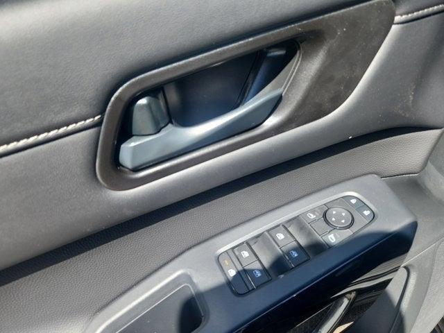 Photo of 2025 Black Nissan Pathfinder