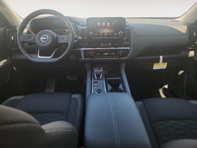 Photo of 2025 Black Nissan Pathfinder