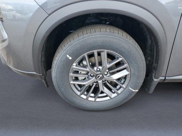 Photo of 2025 Gun Metallic Nissan Rogue