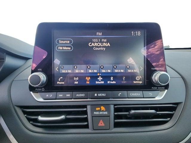 Photo of 2025 Black Nissan Altima