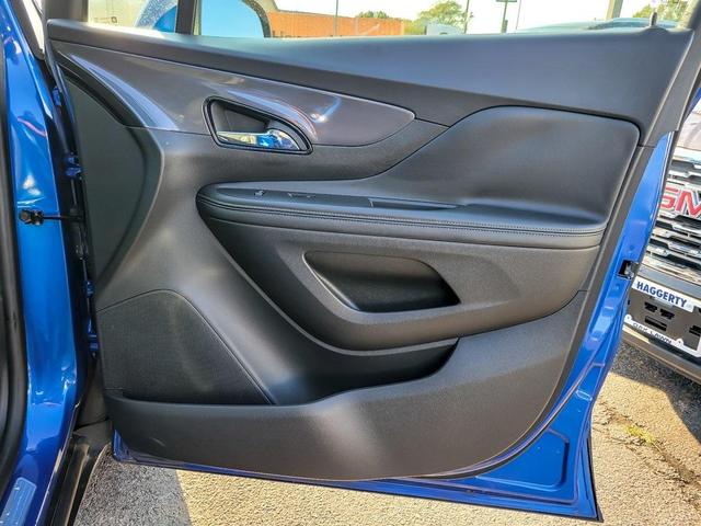 Photo of 2017 Brilliant Blue Metallic Buick Encore