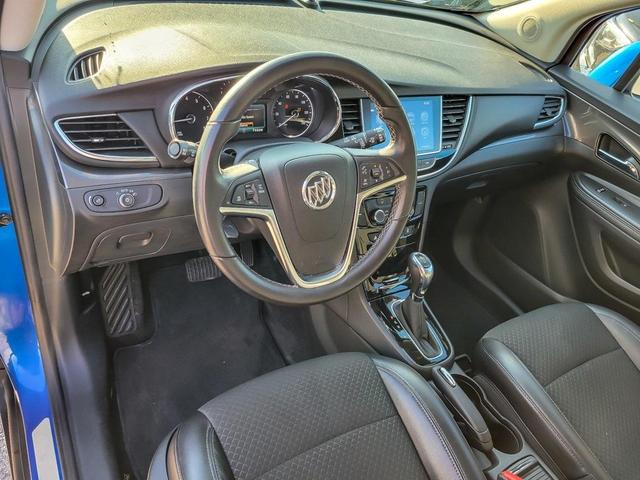 Photo of 2017 Brilliant Blue Metallic Buick Encore
