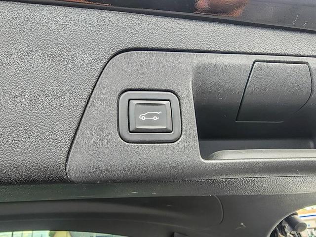 Photo of 2023 Ebony Twilight Metallic Buick Envision