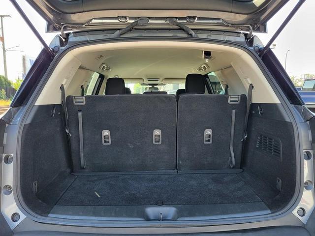 Photo of 2024 Gun Metallic Nissan Pathfinder