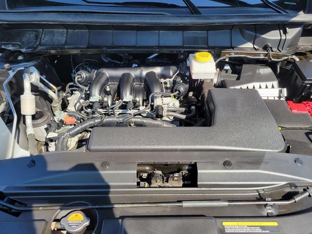 Photo of 2024 Gun Metallic Nissan Pathfinder
