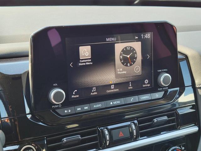 Photo of 2024 Gun Metallic Nissan Pathfinder