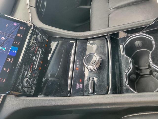 Photo of 2022 Diamond Black Jeep Grand Cherokee L