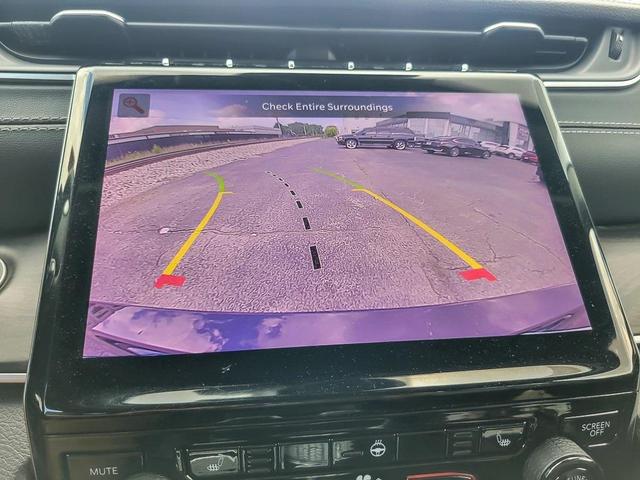 Photo of 2022 Diamond Black Jeep Grand Cherokee L