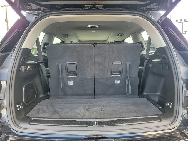 Photo of 2022 Diamond Black Jeep Grand Cherokee L