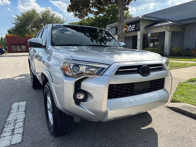 Photo of 2022 Classic Silver Metallic Toyota 4Runner