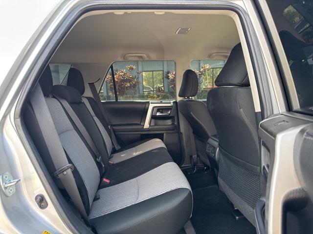 Photo of 2022 Classic Silver Metallic Toyota 4Runner