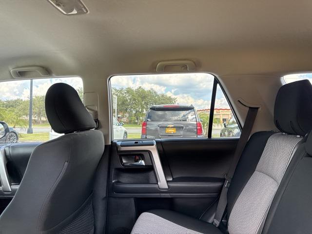 Photo of 2022 Classic Silver Metallic Toyota 4Runner