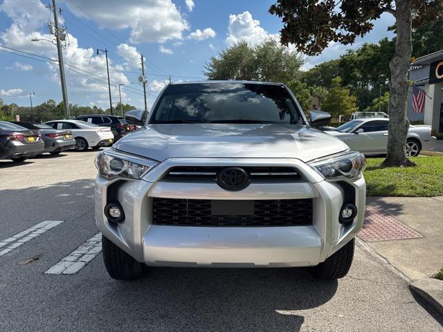 Photo of 2022 Classic Silver Metallic Toyota 4Runner