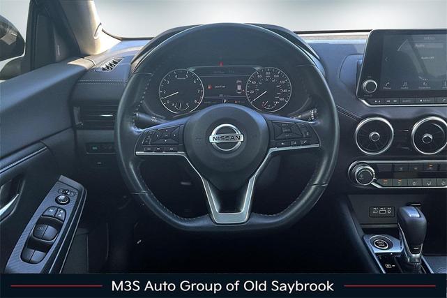 Photo of 2022 Super Black Nissan Sentra