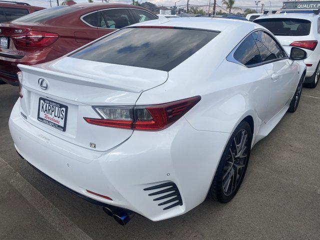 Photo of 2016 White Lexus RC 200t