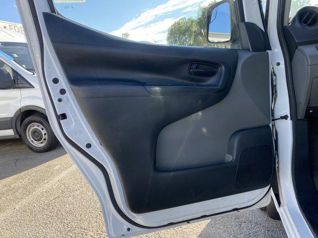 Photo of 2017 Fresh Powder Nissan NV200