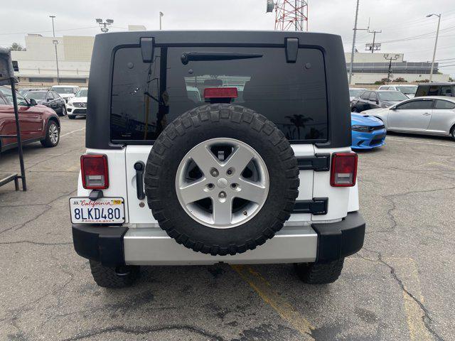 Photo of 2018 Bright White Clearcoat Jeep Wrangler JK Unlimited