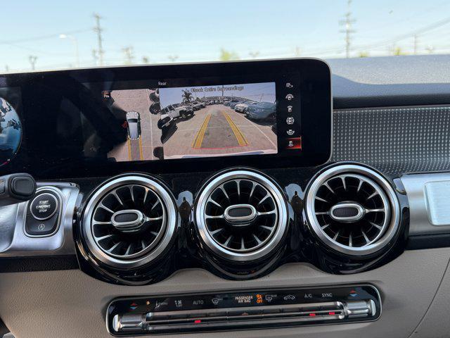 Photo of 2021 White Mercedes-Benz GLB 250