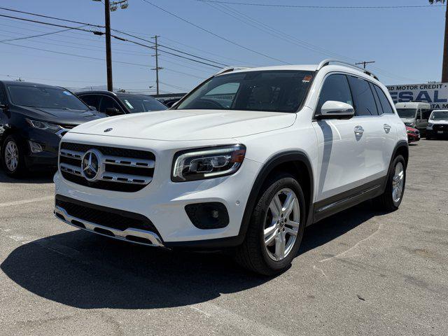 Photo of 2021 White Mercedes-Benz GLB 250
