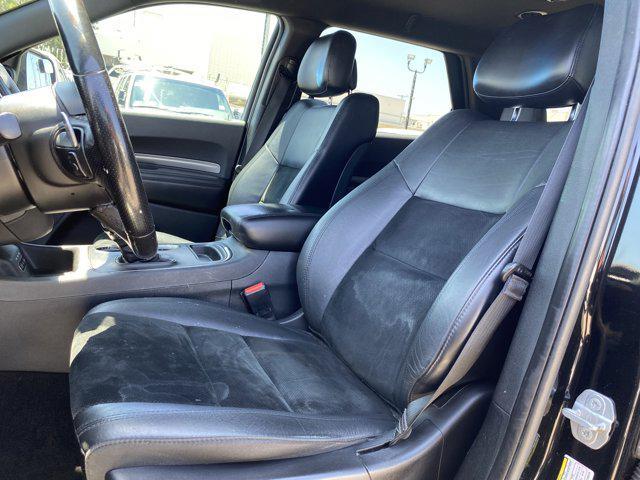 Photo of 2018 DB Black Clearcoat Dodge Durango