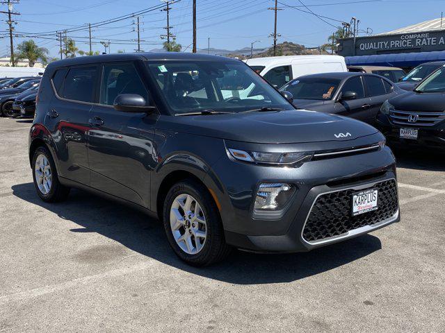 Photo of 2022 Gravity Gray Kia Soul