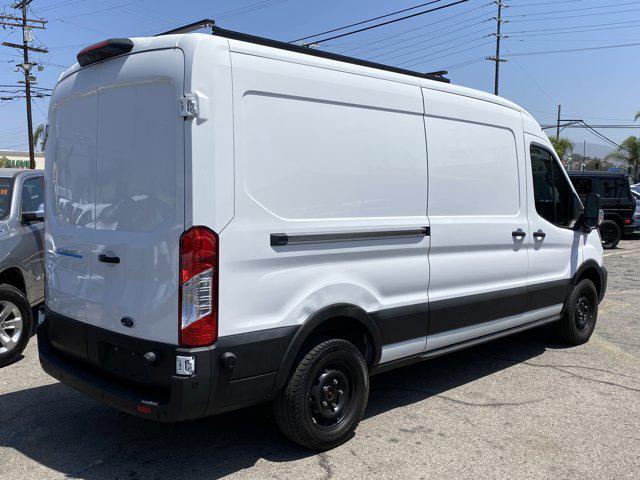Photo of 2022 Oxford White Ford Transit-350