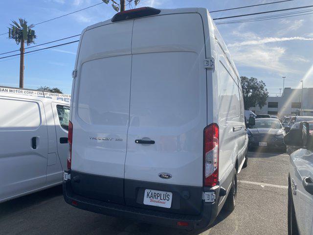 Photo of 2018 Oxford White Ford Transit-350