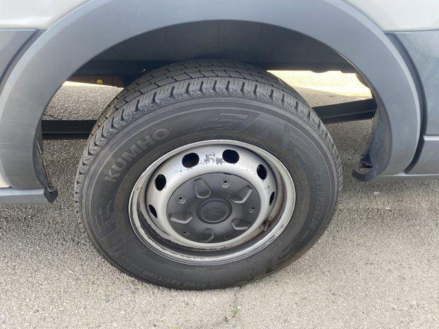 Photo of 2018 Oxford White Ford Transit-350
