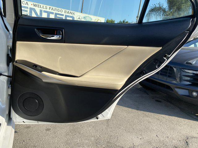 Photo of 2016 White Lexus IS 200t