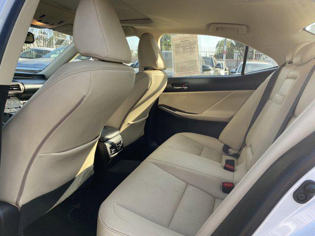 Photo of 2016 White Lexus IS 200t