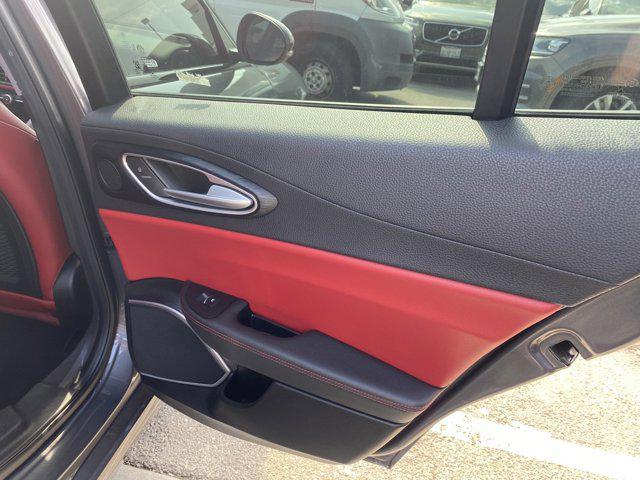 Photo of 2019 Vesuvio Gray Metallic Alfa Romeo Giulia