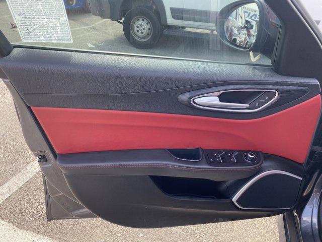 Photo of 2019 Vesuvio Gray Metallic Alfa Romeo Giulia