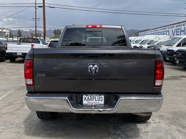 Photo of 2019 Brilliant Black Crystal Pearlcoat RAM 1500