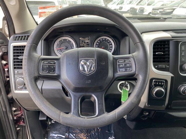 Photo of 2019 Brilliant Black Crystal Pearlcoat RAM 1500