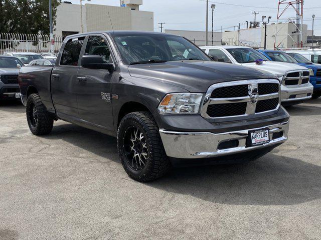 Photo of 2019 Brilliant Black Crystal Pearlcoat RAM 1500