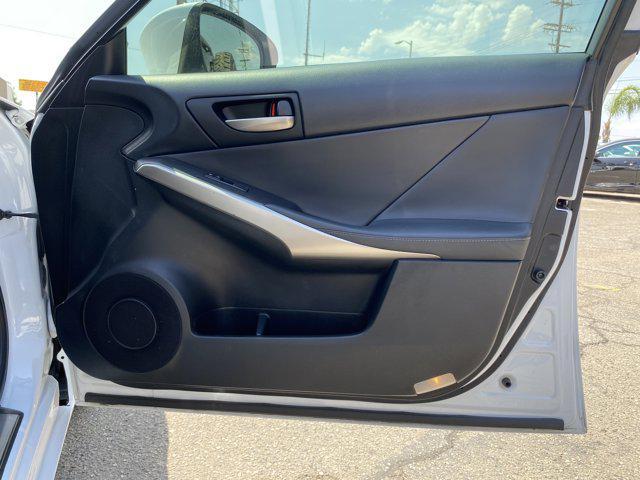 Photo of 2019 White Lexus IS 300