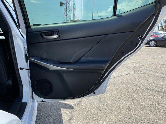 Photo of 2019 White Lexus IS 300