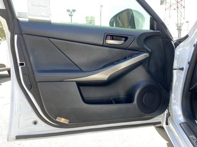 Photo of 2019 White Lexus IS 300