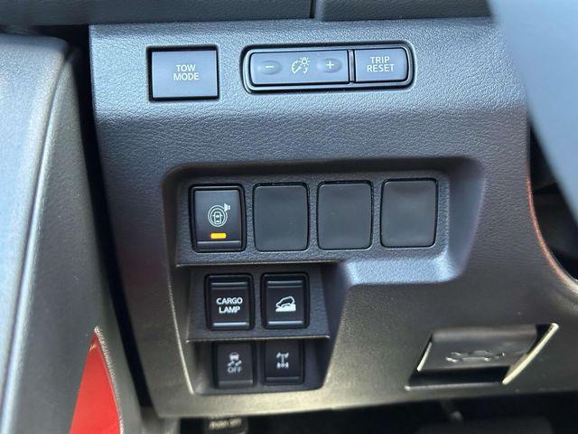 Photo of 2025 Super Black Nissan Frontier