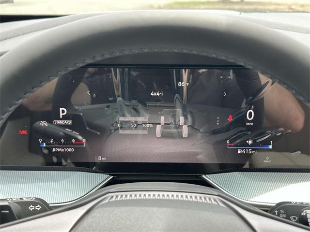 Photo of 2025 Super Black Nissan Murano