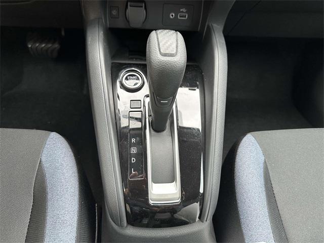 Photo of 2025 Brilliant Silver Metallic Nissan Versa