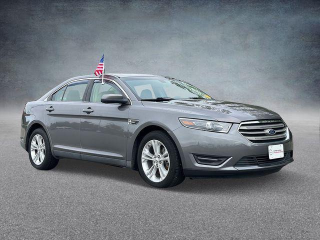 2014 Ford Taurus