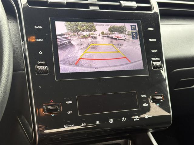 Photo of 2024 Sand Metallic Hyundai SANTA CRUZ